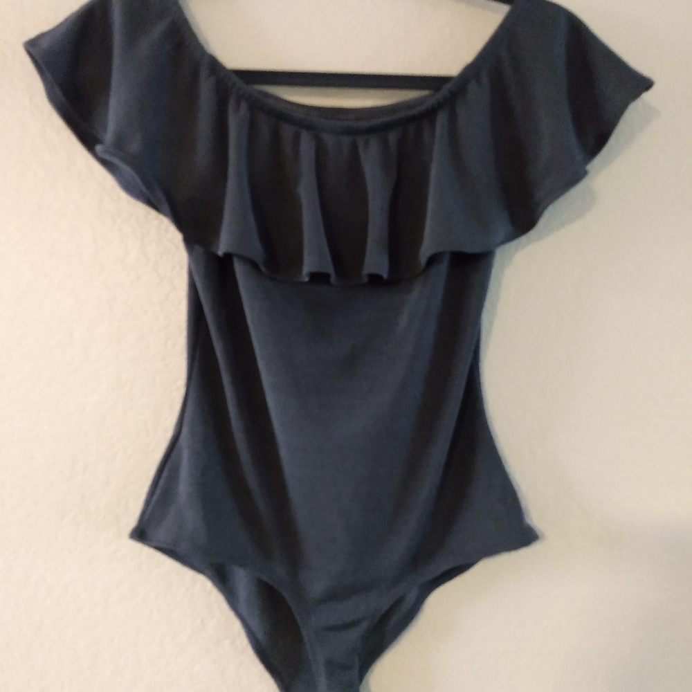 Top - Picture 4 of 5